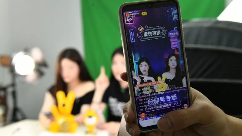 在选址时，要充分了解周边的竞争情况。以下是一些分析竞争情况的方法：